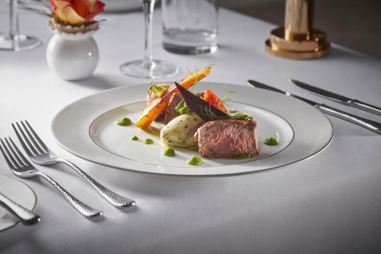 Bathen House Boutique Hotel Ngoại thất bức ảnh A dinner plate
